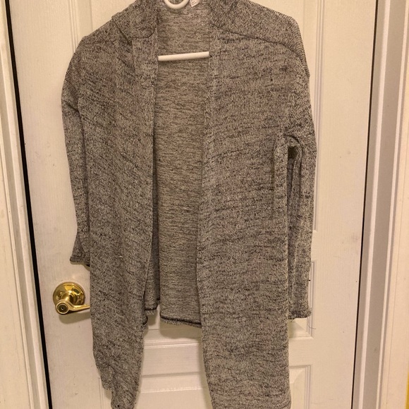 Gray cardigan - Picture 1 of 1